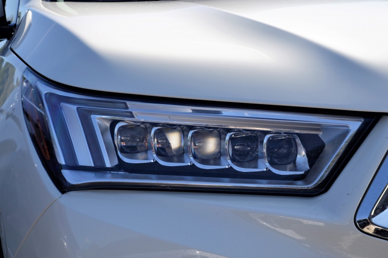 concession-moto-GAREOULT-min_acura-headlamp-2834131